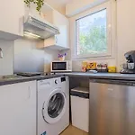 Les Muses - Avec Entree Autonome, Clim Neuve, Jardin, Parking Prive & Sa Piscine ! - Daire *