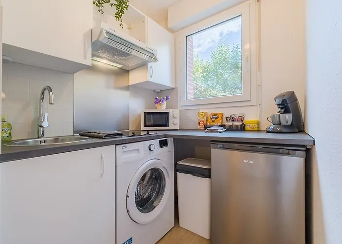 Les Muses - Avec Entree Autonome, Clim Neuve, Jardin, Parking Prive & Sa Piscine ! - Apartamento *