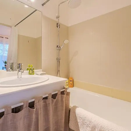 Les Muses - Avec Entree Autonome, Clim Neuve, Jardin, Parking Prive & Sa Piscine ! - * Toulouse